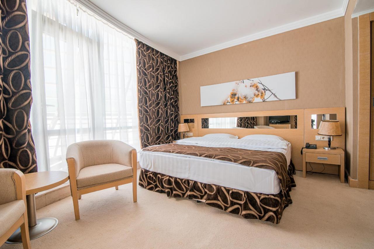 Alau Hotel Nur-Sultan  Exterior photo